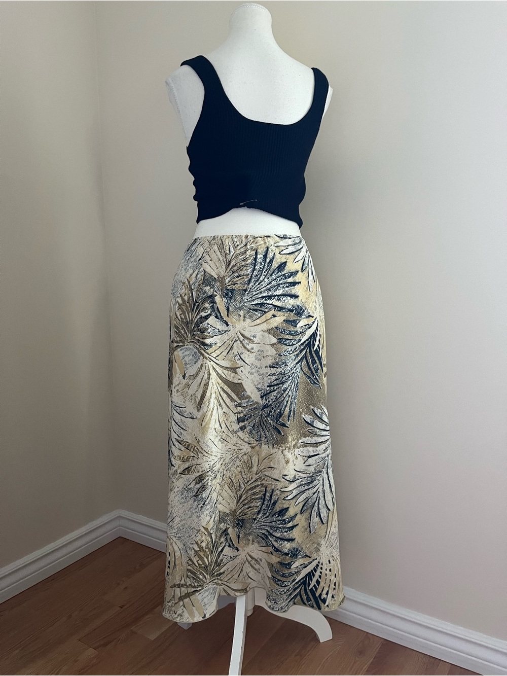 Tropical Print Maxi Skirt in Beige, Cream & Black - Picture 2 of 8